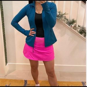 Pow pink Lululemon skirt!!